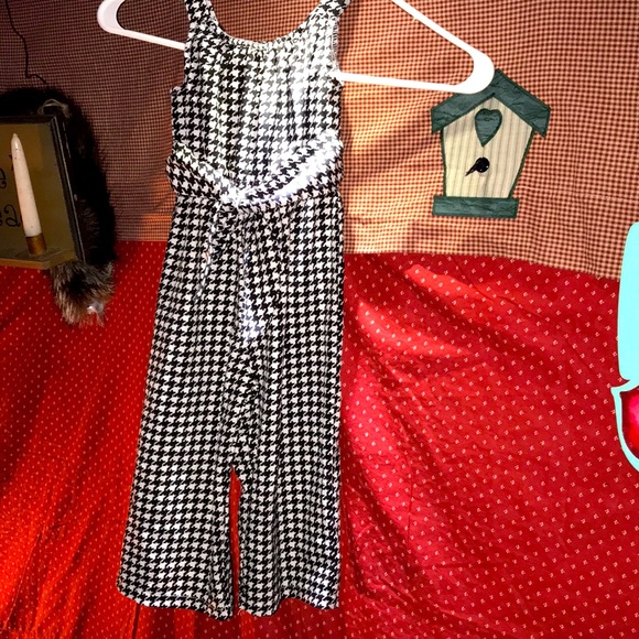 Romper - Picture 2 of 4